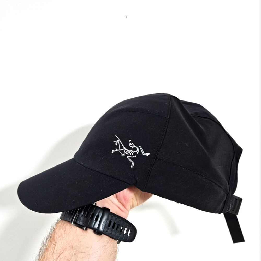 Arc'teryx Black Logo Cap